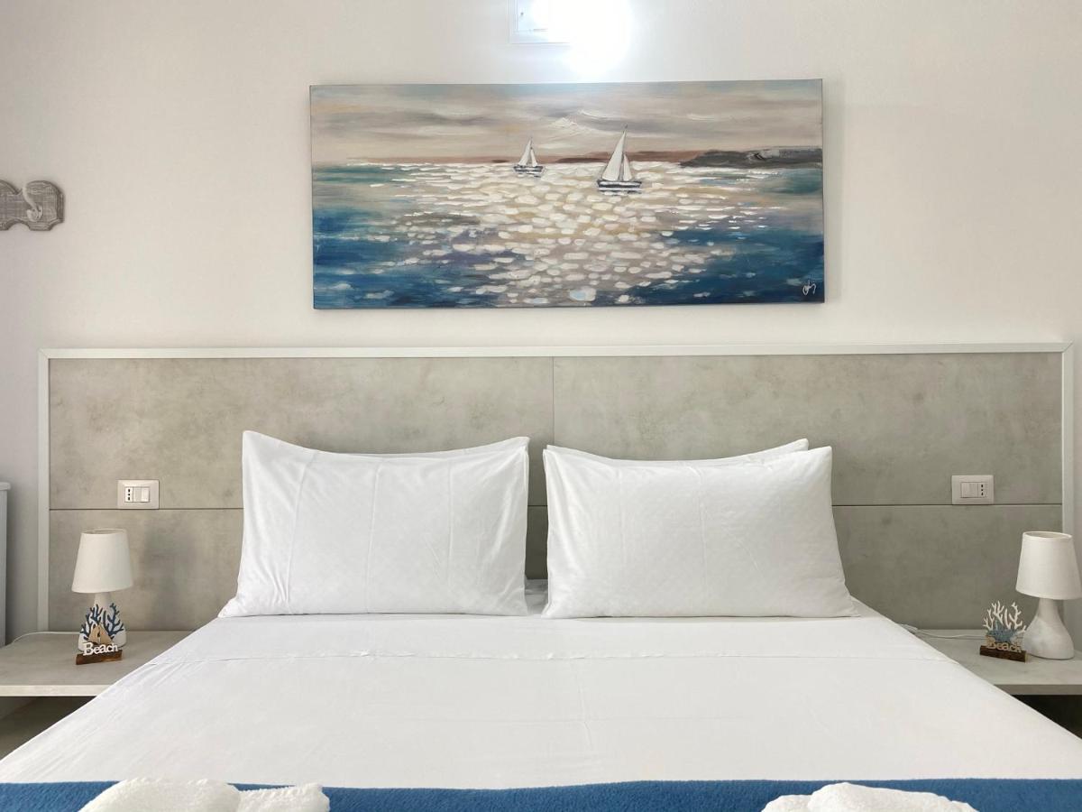 B&B Fellini Gallipoli Bagian luar foto